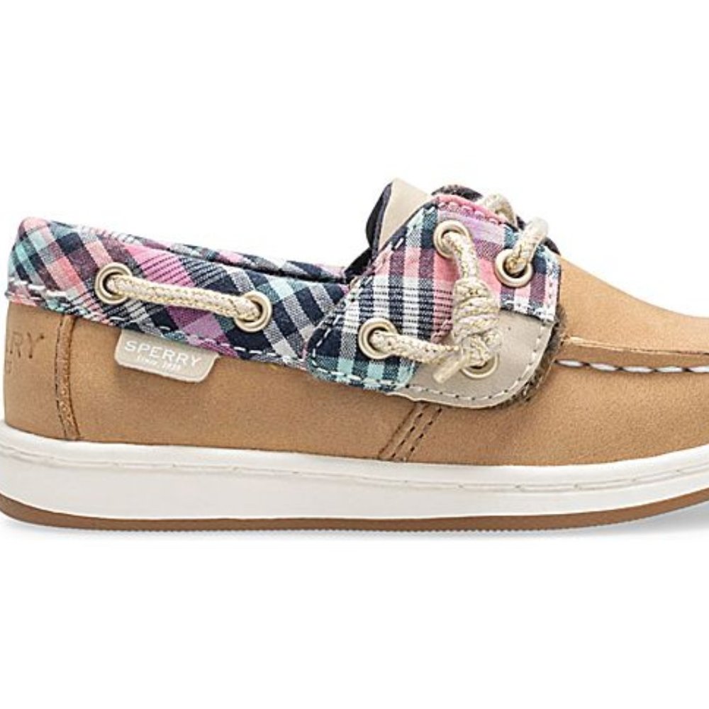Sperry Coastfish Jr Boat Shoes. Girls Size: 6-11.